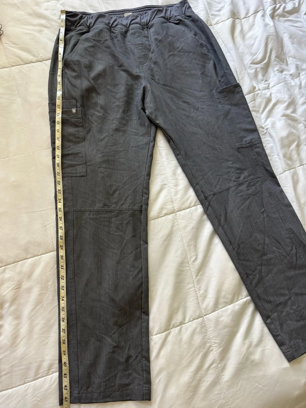 Men’s Grey FIGS Axim Cargo Scrub Pants Elastic Waistband